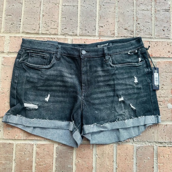 BLANKNYC Pants - BLANKNYC The Fulton Women's Blue Denim Distressed Roll Up Jeans Shorts Size 32